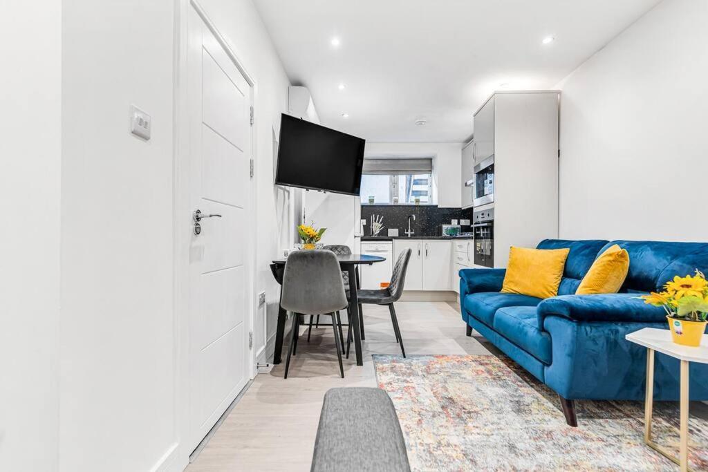 Luxstay Holland Park Apartment With Ac London Luaran gambar