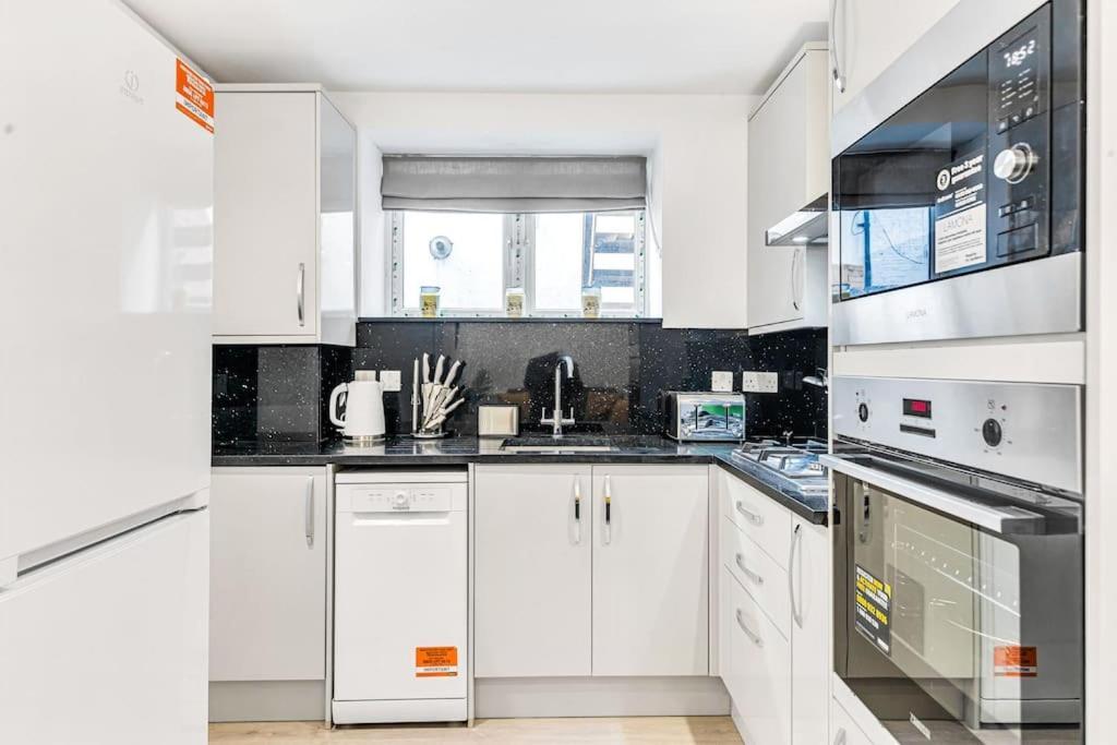 Luxstay Holland Park Apartment With Ac London Luaran gambar