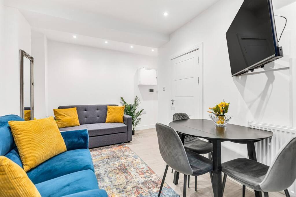 Luxstay Holland Park Apartment With Ac London Luaran gambar